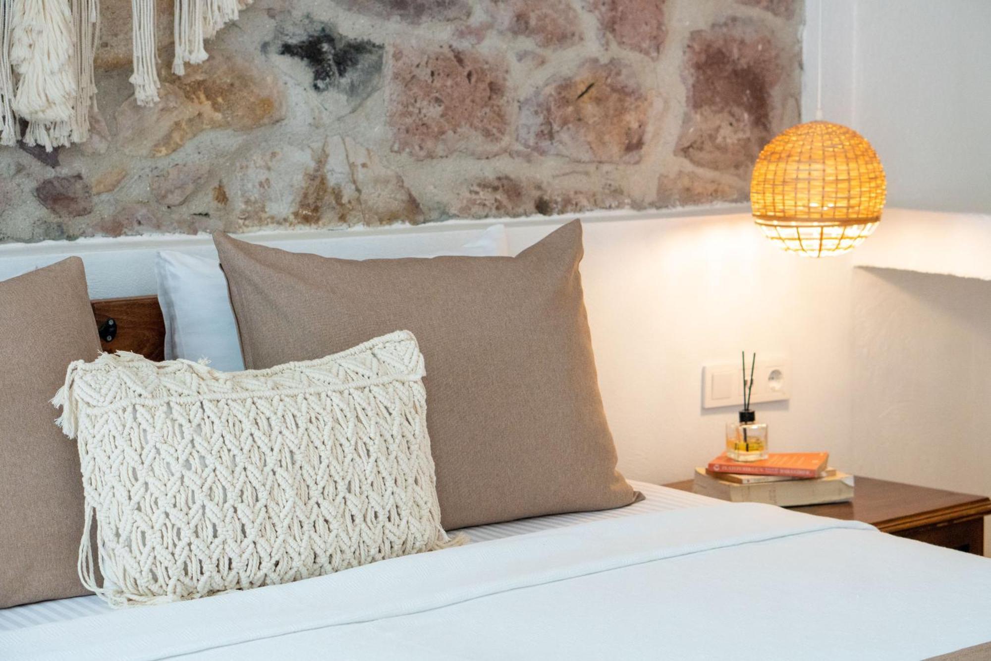 Cunda Ilios Hotel ไอวาลิค ภายนอก รูปภาพ