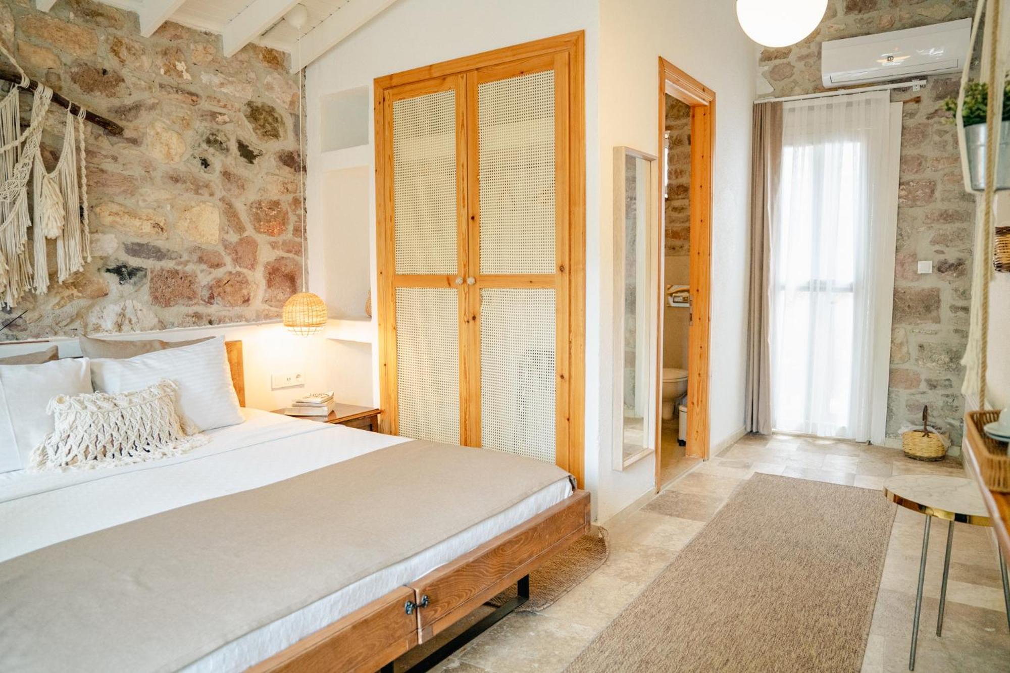 Cunda Ilios Hotel ไอวาลิค ภายนอก รูปภาพ