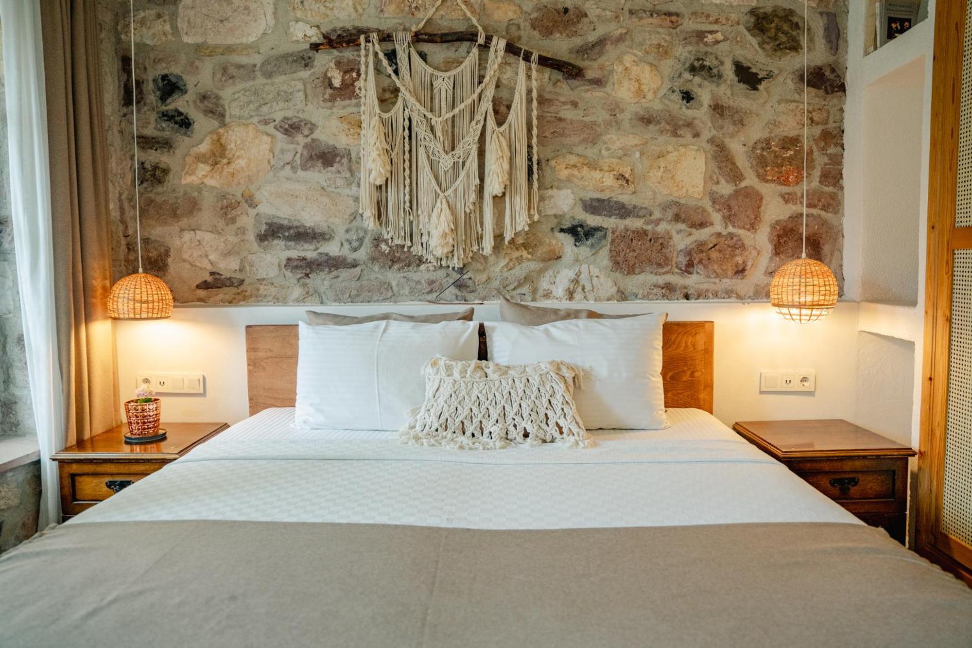 Cunda Ilios Hotel ไอวาลิค ภายนอก รูปภาพ