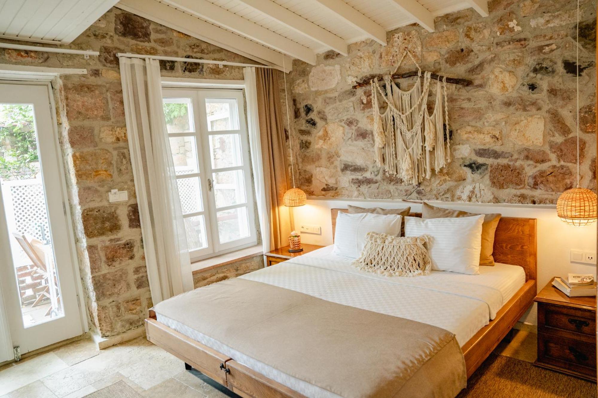 Cunda Ilios Hotel ไอวาลิค ภายนอก รูปภาพ